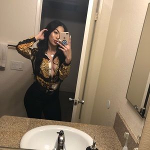 Prettylittlething silk shirt